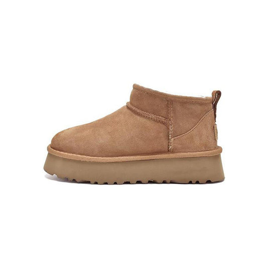 UGG SHORT BOOTS 100% AUSTRALIAN WOOL